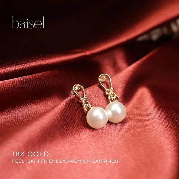 Golden_Stainless_Steel_White_Pearl_Set_Earrings_For_Women