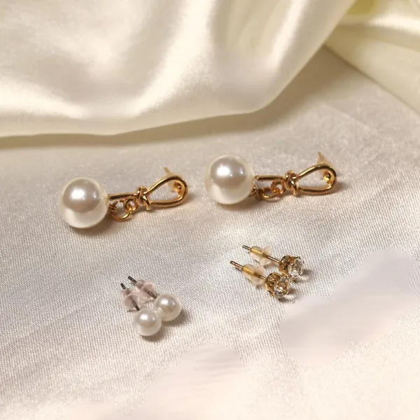 Golden_Stainless_Steel_White_Pearl_Set_Earrings_For_Women