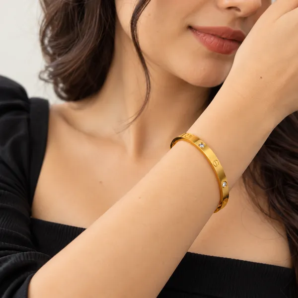 The_Forever_Love_Jewellery_Set_Heart_Necklace_+_Hug_Ring_+_Screw-Detail_Bracelet