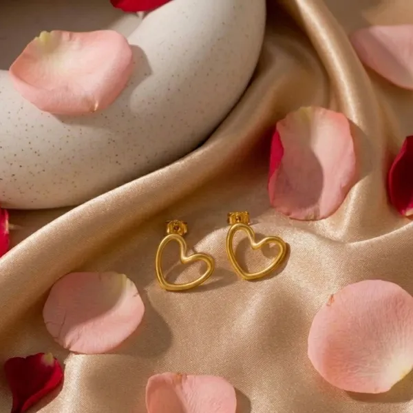Golden_Stainless_Steel_Hollow_Heart_Earring