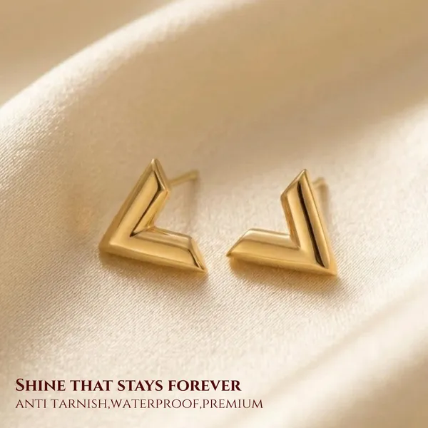 Golden_Stainless_Steel_Minimal_V_Stud_Earrings