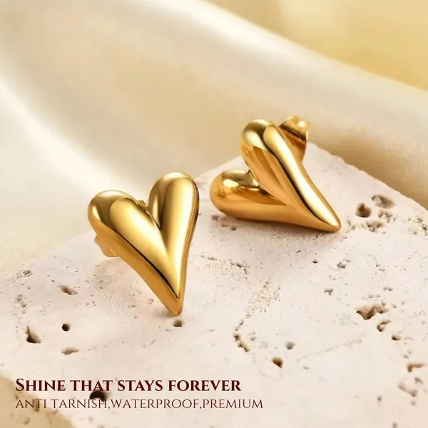 Golden_Stainless_Steel_Veronica_Heart_Earrings_For_Women