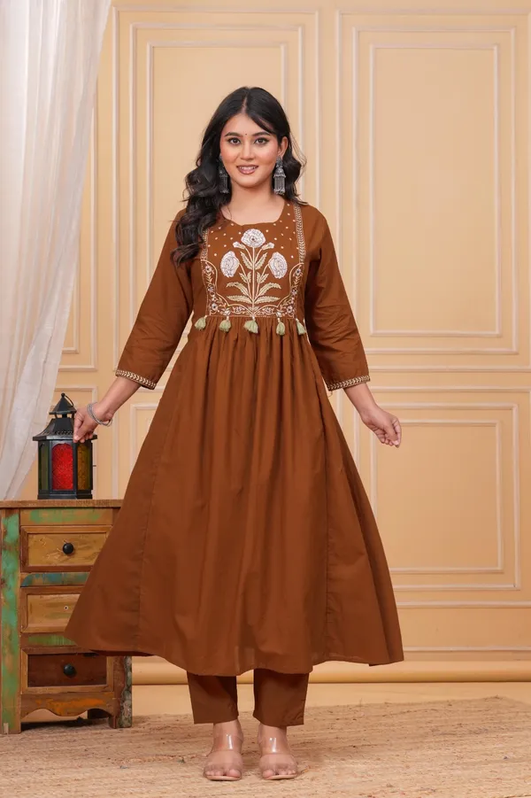 Mustard_Cotton_Printed_Kurti_With_Pant_And_Dupatta_Set_For_Women