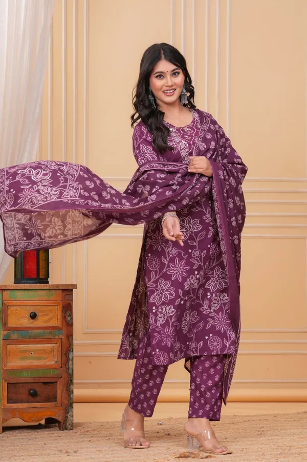 Purple_Cotton_Printed_Kurti_With_Pant_And_Dupatta_Set_For_Women