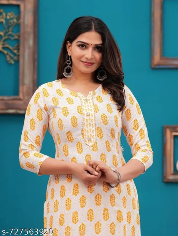 Cream_Rayon_Kurti_With_Pant_Sets_For_Women