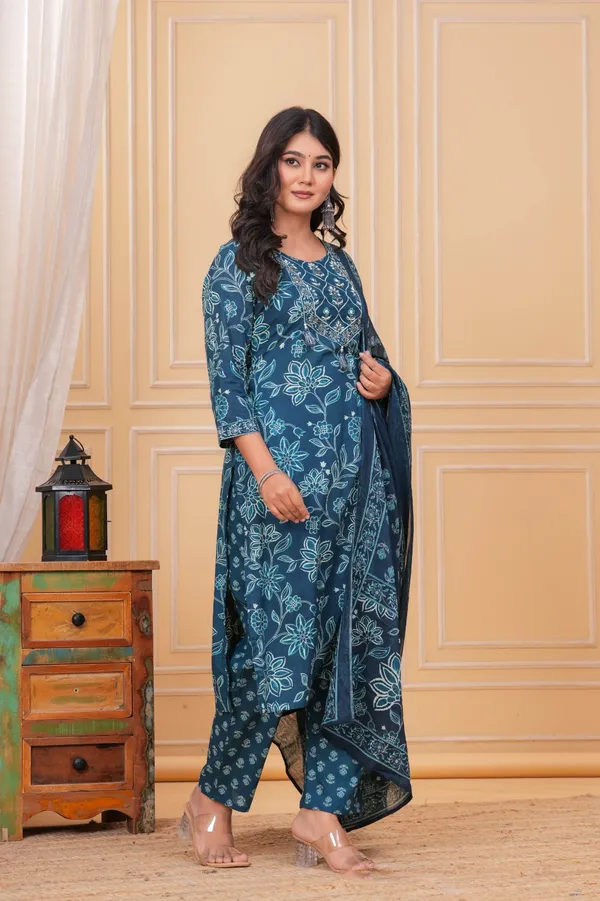Peacock_Blue_Cotton_Printed_Kurti_With_Pant_And_Dupatta_Set_For_Women