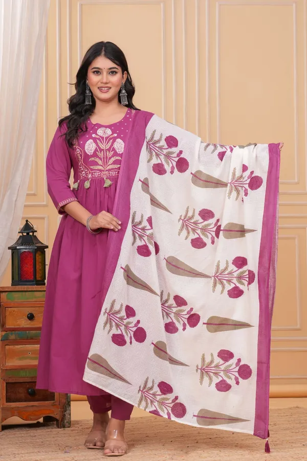 Pink_Cotton_Printed_Kurti_With_Pant_And_Dupatta_Set_For_Women