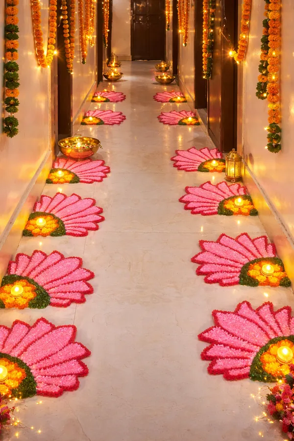 Artificial_Feather_Wool_Festive_Floral_Rangoli_Mat_With_Diya_Holder_Pack_Of_6