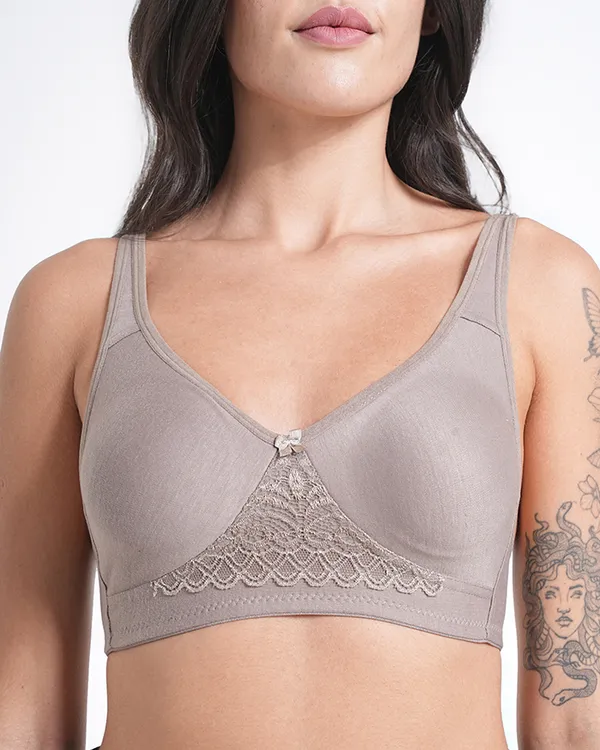 Women’s_Everyday_Lightly_Non-Padded_Bra_with_Net_Detailing