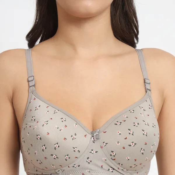 Women’s_Everyday_Lightly_Padded_Bra_–_Soft_Support_&_All-Day_Comfort