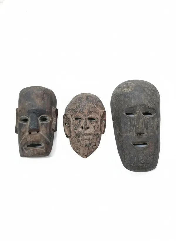 Brown_Teak_Wood_Tribal_Nomad_Masks_For_Home_&_Office_Use_(Set_of_1)