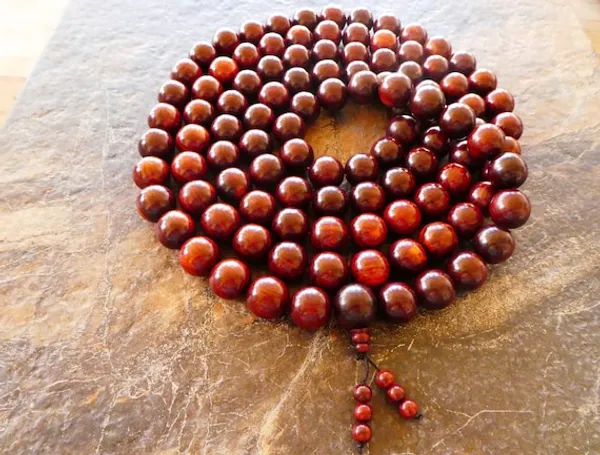 Red_Sandalwood_Mala_108_Bead