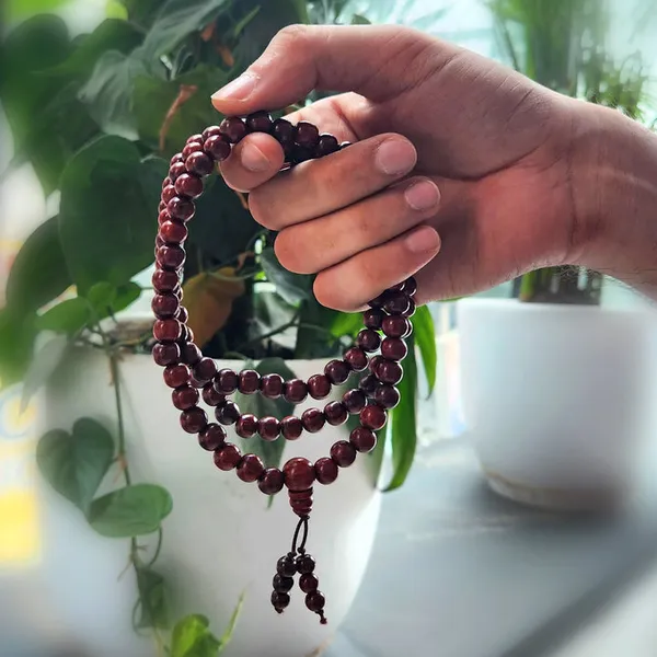 Red_Sandalwood_Mala_108_Bead