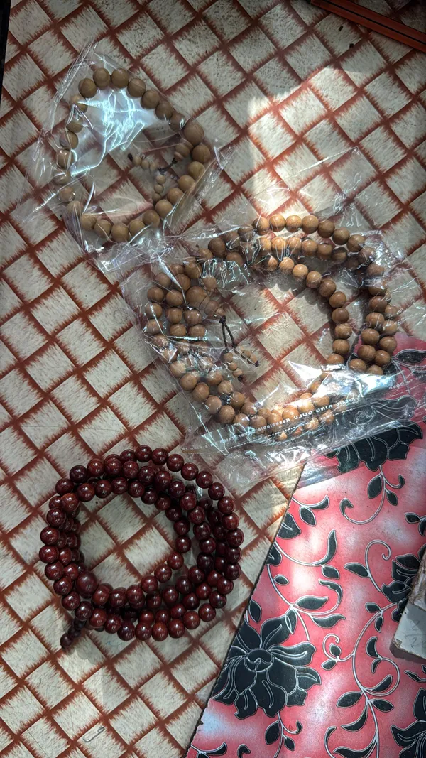 Red_Sandalwood_Mala_108_Bead