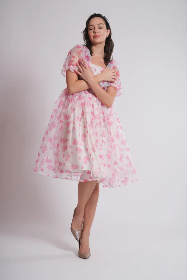 Women's_Pure_Cotton_Petal_Dress_of_Pink_Color_|_Comfortable_&_Elegant_Everyday_Wear