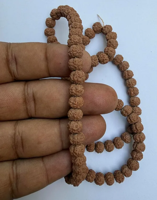 Natural_Brown_Seeds_Rudraksha_Mala