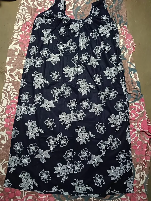 Navy_Blue_Cotton_Floral_Print_Sleeveless_Nightdress_For_Women
