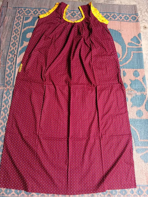 Maroon_Cotton_Polka_Dot_Sleeveless_Nighty_For_Women