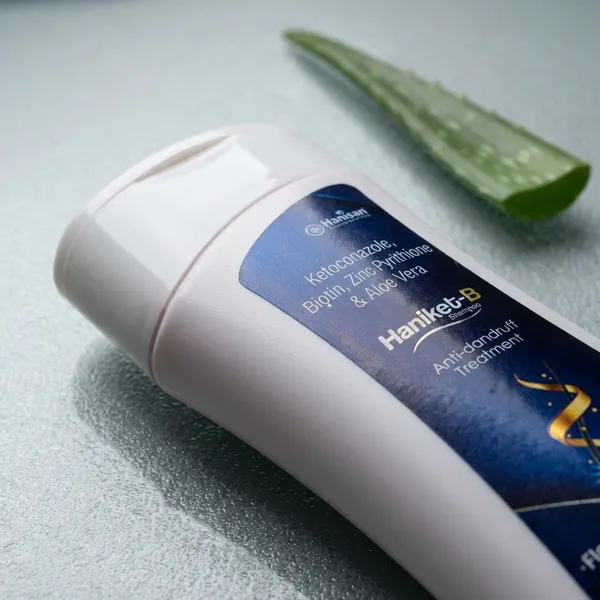 Haniket_B_Shampoo_|_Anti_Dandruff_Treatment_|_200_Ml