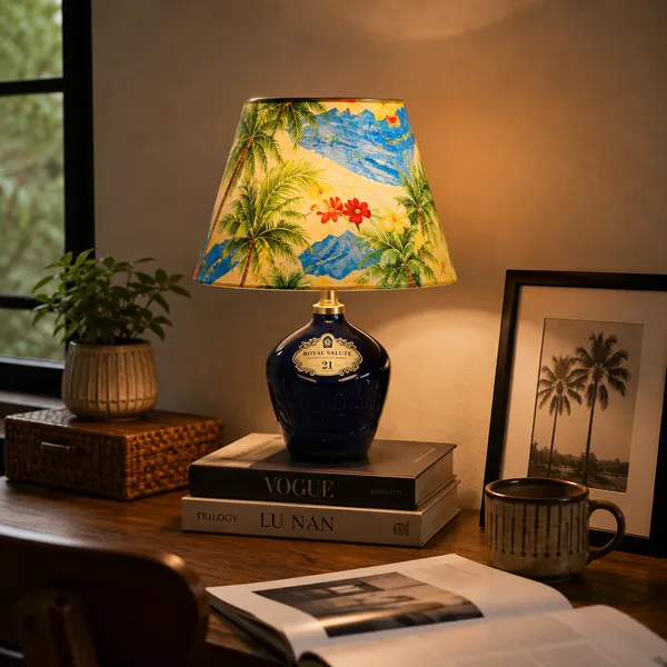 Upcycled_Royal_Salute_750ML_Bottle_Table_Lamp_