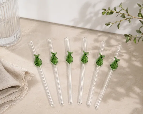 Artisan_Handcrafted_Glass_Straws_(Featuring_the_Green_Fish_Design)_-_Set_of_6