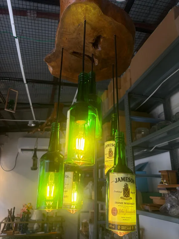 Jameson_Bottle_Chandelier_with_pure_Mahagoni_