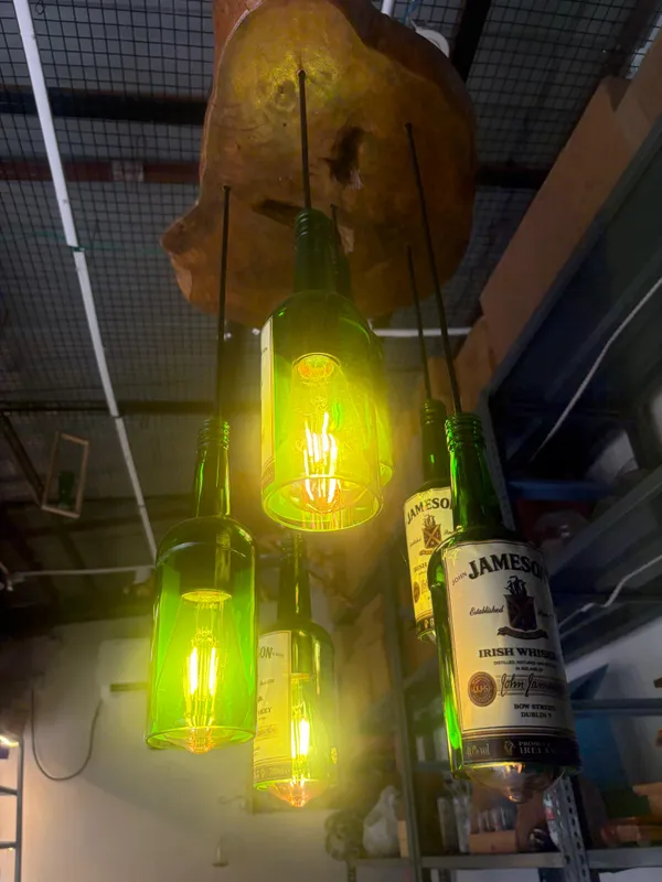 Jameson_Bottle_Chandelier_with_pure_Mahagoni_