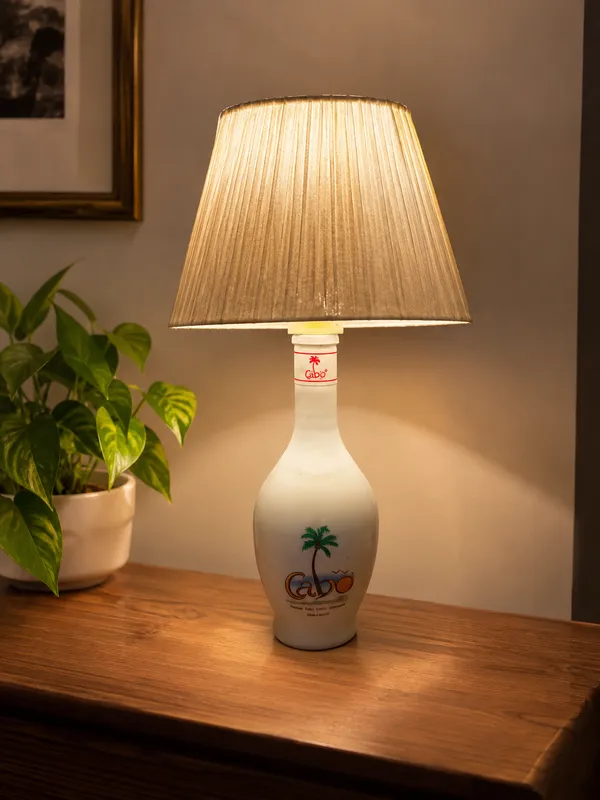 Upcycled_Cabo_Bottle_Lamp