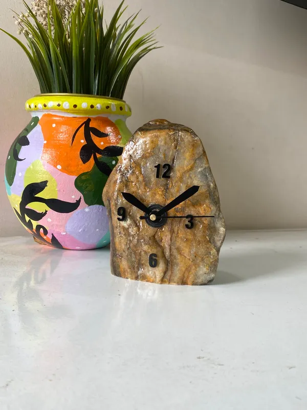 Upcycled_Natural_River_Stone_Clock