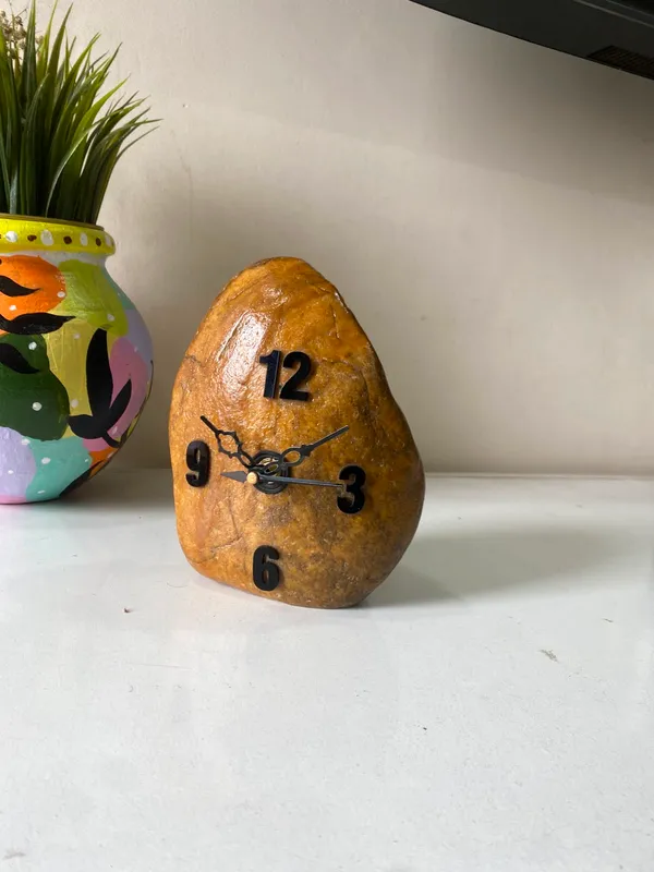 Upcycled_Natural_River_Stone_Clock