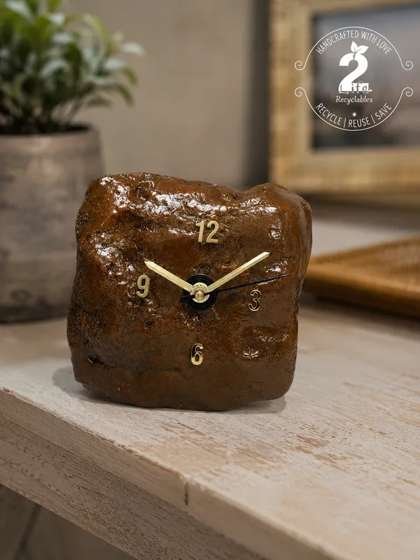 Upcycled_Natural_River_Stone_Clock_–_Cocoa_Earth_Stone_Edition