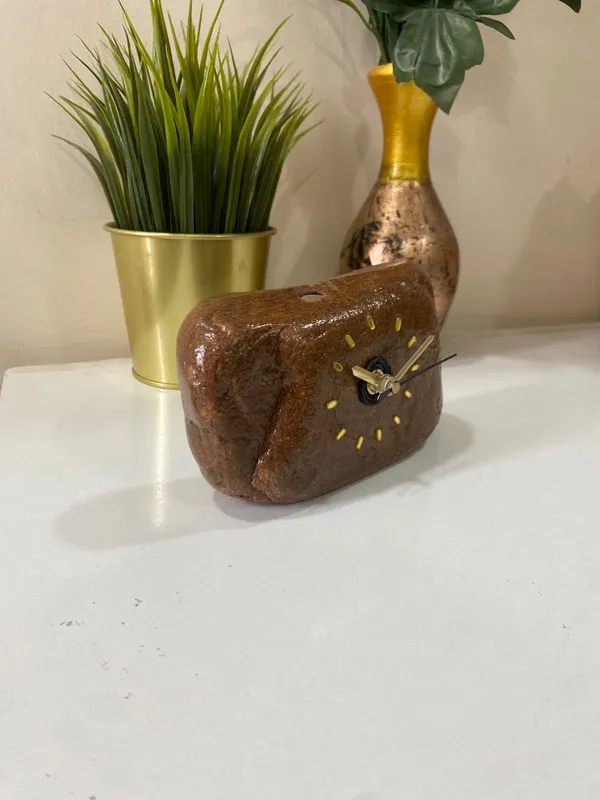Upcycled_Natural_River_Stone_Clock_-_River_Rock_Brown