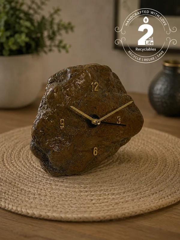 Upcycled_Natural_River_Stone_Clock_–_Walnut_Earth_Stone_Edition