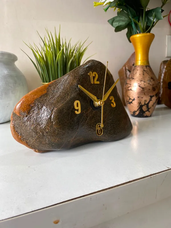 Upcycled_Natural_River_Stone_Clock_-_Noiseless
