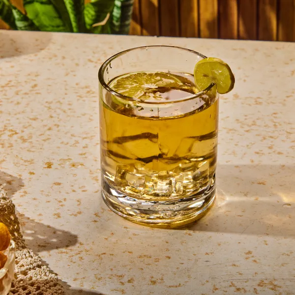 Transparent_Monkey_Shoulder_Glass