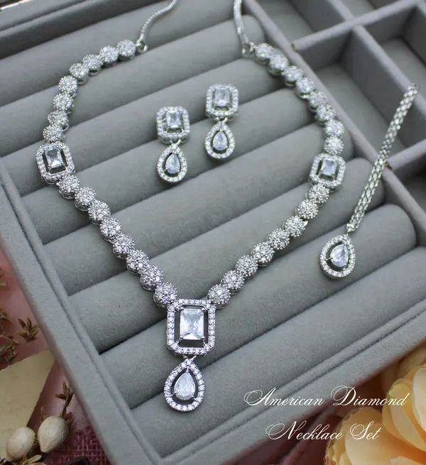 White_Brass_Silver_Plated_Beautiful_Uncut_2_Line_Necklace_Set_With_Maangtika_For_Women_And_Girls