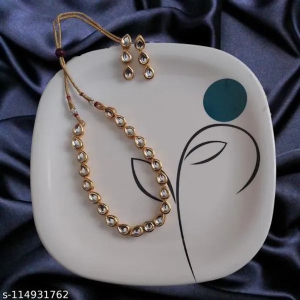 Gold_Plated_Brass_Traditional_Small_Size_Kundan_Necklace_For_Women_And_Girls
