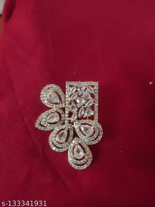 Silver_Plated_Twinkling_Beautiful_Earrings_For_Women_And_Girls