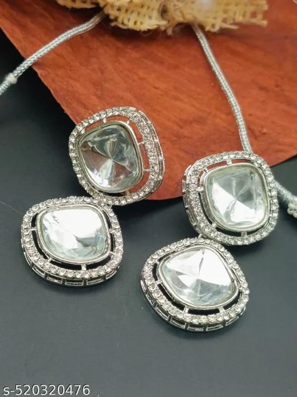 White_Brass_Silver_Plated_Timeless_Square_Uncut_Design_Necklace_For_Women_And_Girls