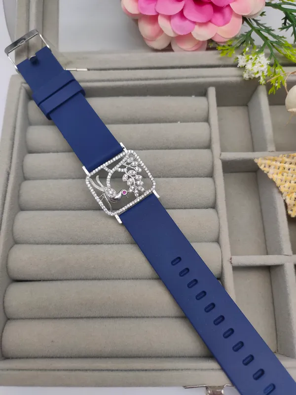 Silver_Plated_Wrist_Watch_Style_Belt_Bracelet_For_Women_And_Girls