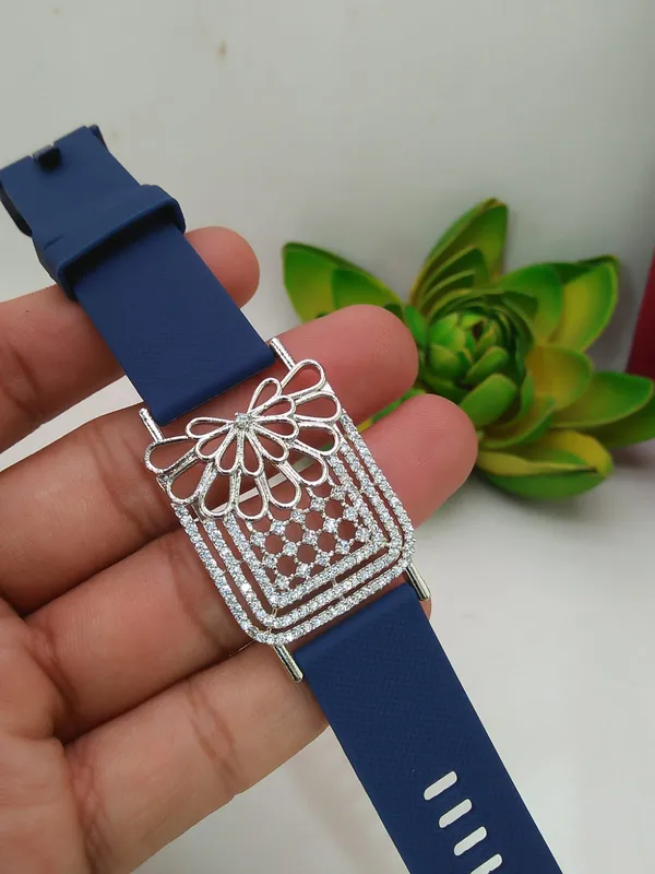 Silver_Plated_Wrist_Watch_Style_Belt_Bracelet_For_Women_And_Girls