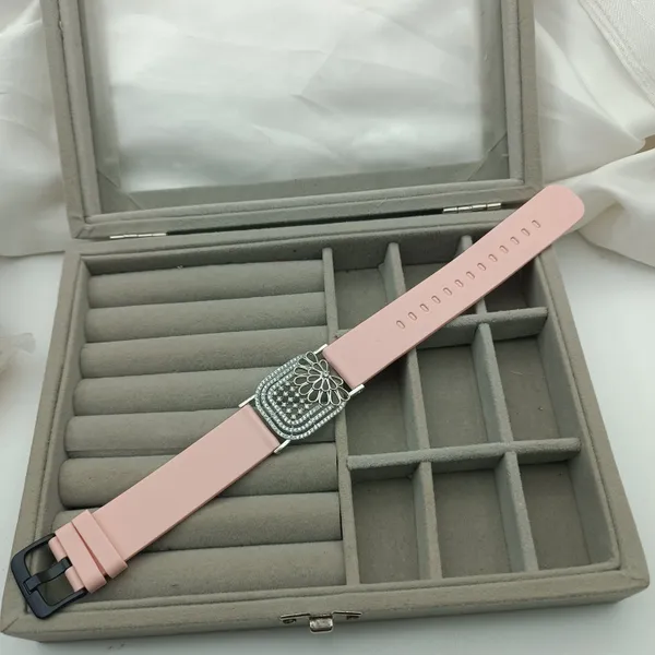 Silver_Plated_Wrist_Watch_Style_Belt_Bracelet_For_Women_And_Girls