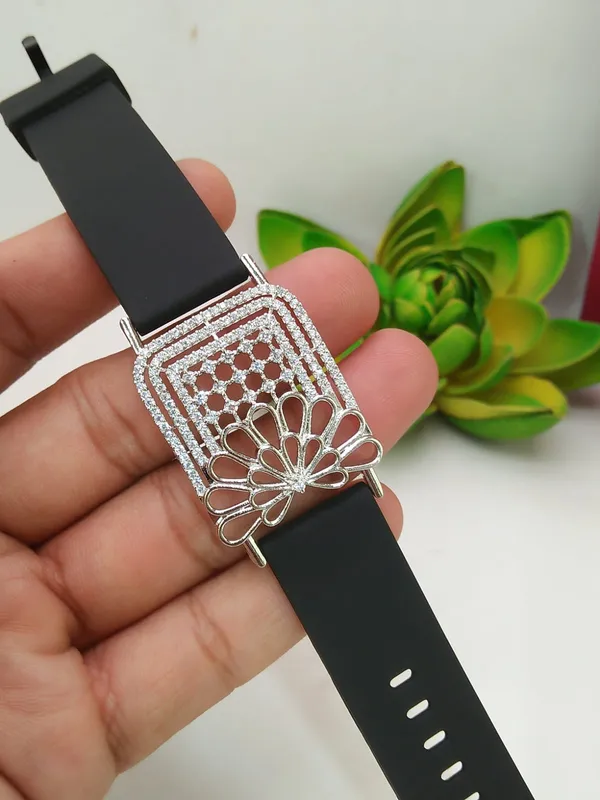 Silver_Plated_Wrist_Watch_Style_Belt_Bracelet_For_Women_And_Girls