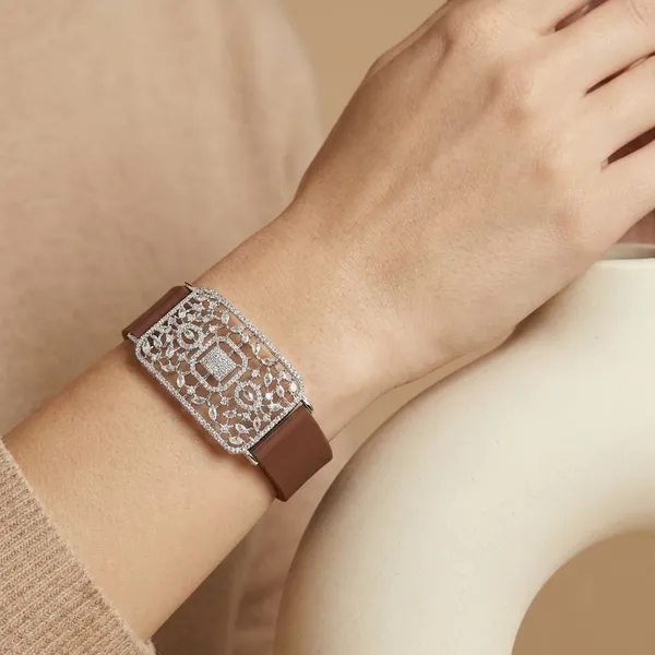 Silver_Plated_Wrist_Watch_Style_Belt_Bracelet_For_Women_And_Girls