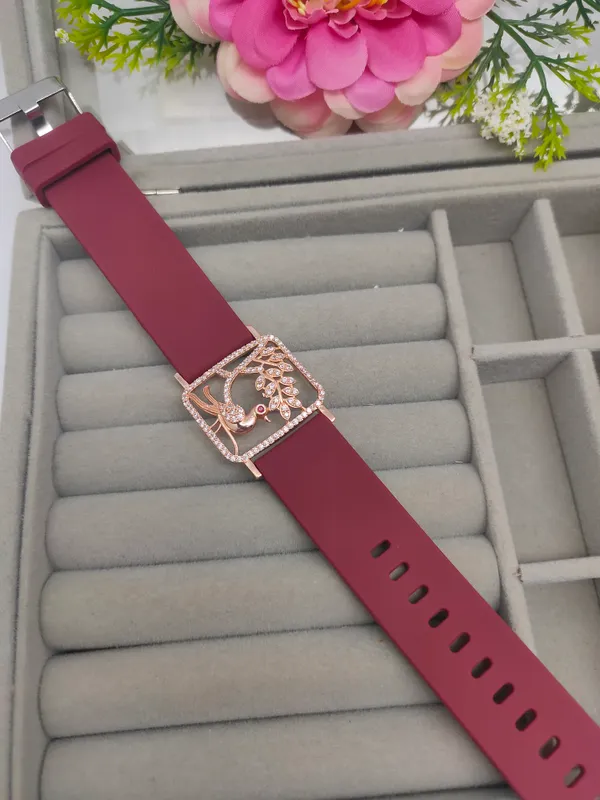 Rose_Gold_Plated_Wrist_Watch_Style_Belt_Bracelet_For_Women_And_Girls