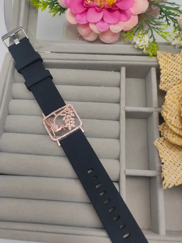 Rose_Gold_Plated_Wrist_Watch_Style_Belt_Bracelet_For_Women_And_Girls