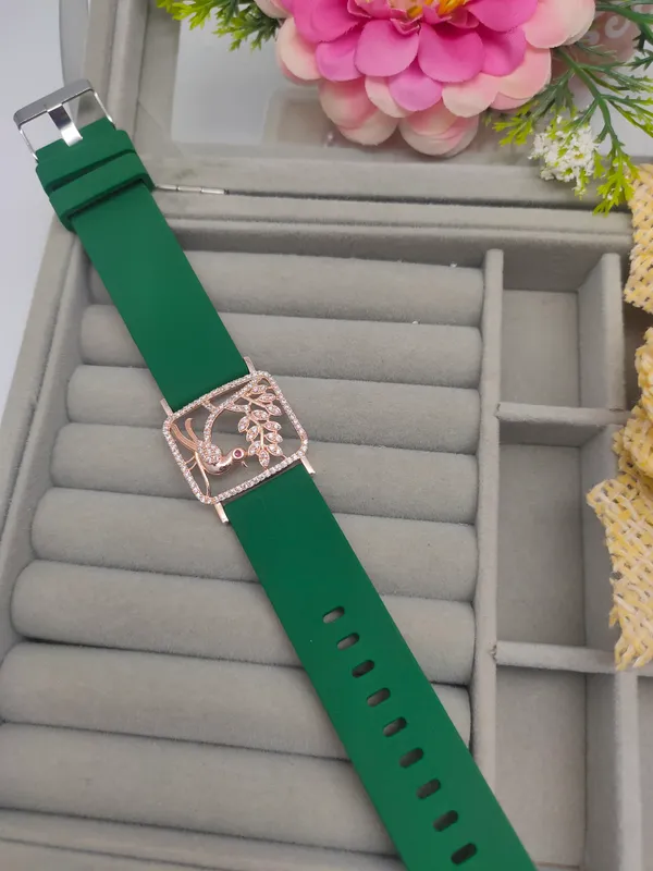 Rose_Gold_Plated_Wrist_Watch_Style_Belt_Bracelet_For_Women_And_Girls