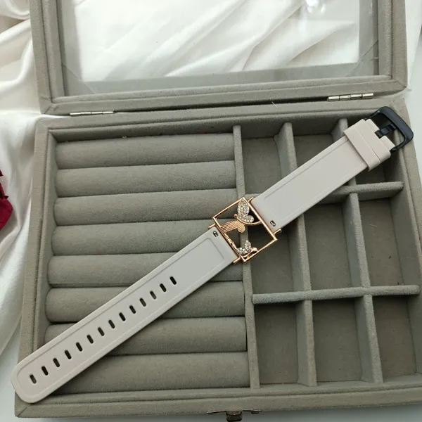 Rose_Plated_Wrist_Watch_Style_Belt_Bracelet_For_Women_And_Girls
