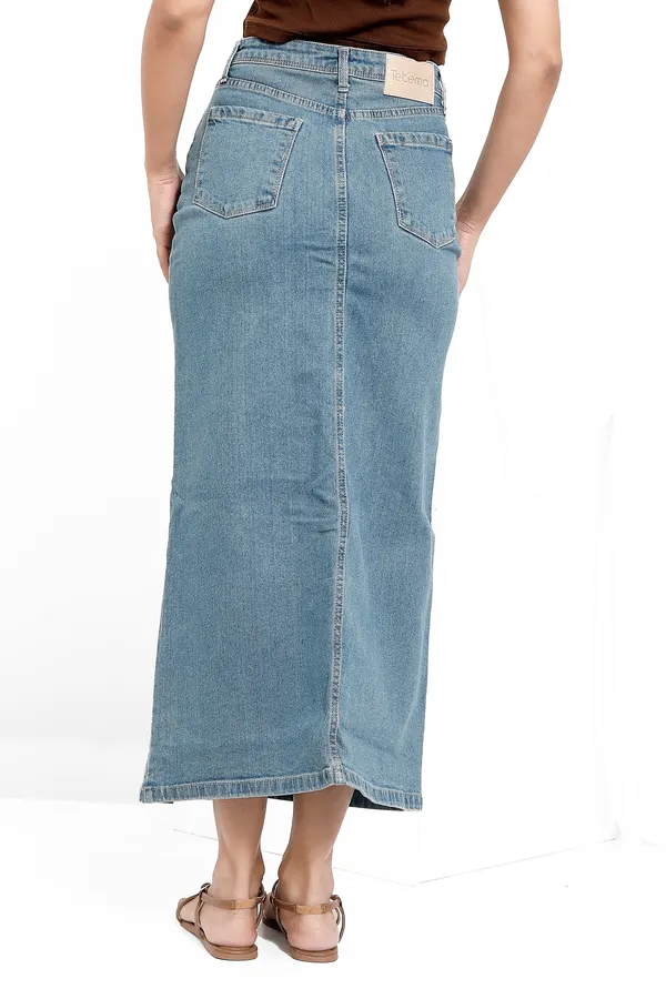 Fade_Blue_Cotton_Lycra_Bright_Tint_Wash_Long_Skirt_For_Women_And_Girls