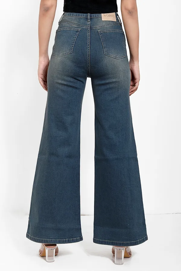 Vintage_Denim_Blue_Cotton_Lycra_Ultra_High_Rise_Flare_Boot_Cut_Jeans_For_Women_And_Girls